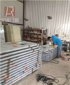 不銹鋼隔熱防火門